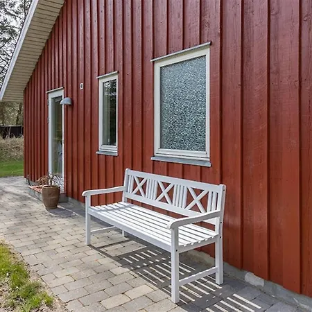 Three-bedroom Holiday In Hals